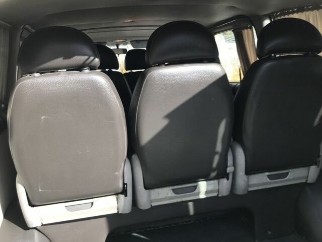 Мерседес Вито 2006 в Луцке на Automoto.ua Желтый Мерседес Вито, объемом двигателя 2.1 л и пробегом 2 тыс. км за 8900 $, фото 1 на Automoto.ua