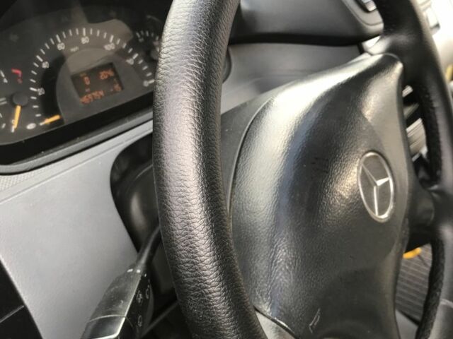 Мерседес Вито 2006 в Луцке на Automoto.ua Желтый Мерседес Вито, объемом двигателя 2.1 л и пробегом 2 тыс. км за 8900 $, фото 21 на Automoto.ua