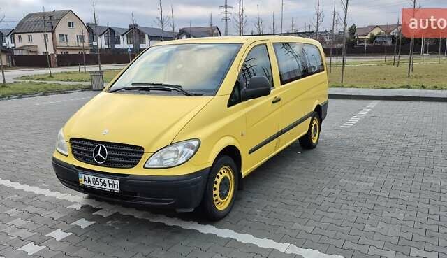 Желтый Мерседес Вито, объемом двигателя 2.2 л и пробегом 265 тыс. км за 7000 $, фото 3 на Automoto.ua