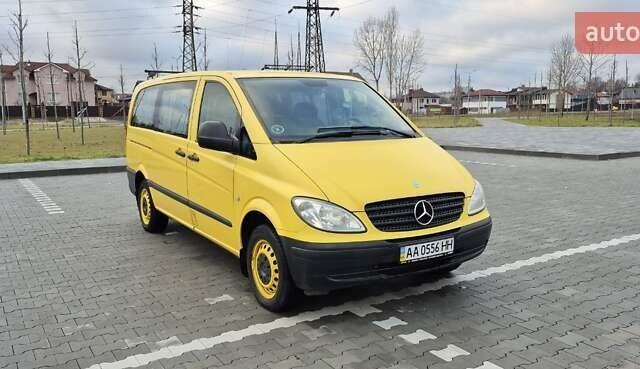 Желтый Мерседес Вито, объемом двигателя 2.2 л и пробегом 265 тыс. км за 7000 $, фото 7 на Automoto.ua