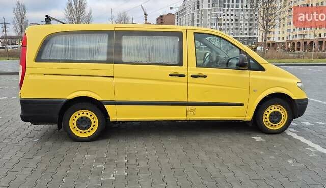 Желтый Мерседес Вито, объемом двигателя 2.2 л и пробегом 265 тыс. км за 7000 $, фото 12 на Automoto.ua