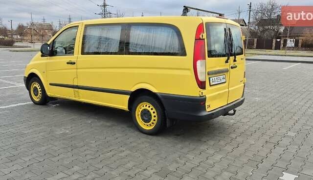 Желтый Мерседес Вито, объемом двигателя 2.2 л и пробегом 265 тыс. км за 7000 $, фото 4 на Automoto.ua
