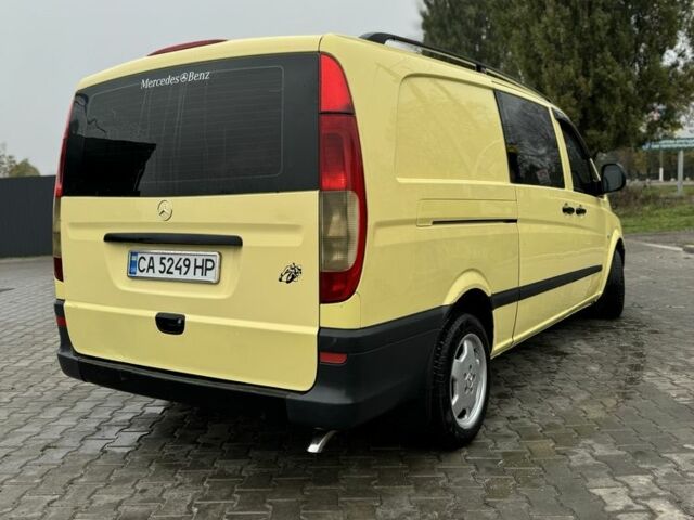 Желтый Мерседес Вито, объемом двигателя 2.2 л и пробегом 450 тыс. км за 7700 $, фото 2 на Automoto.ua