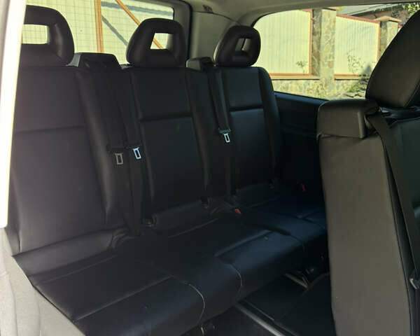 Желтый Мерседес Вито, объемом двигателя 2.14 л и пробегом 688 тыс. км за 13200 $, фото 8 на Automoto.ua