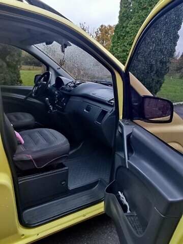 Жовтий Мерседес Віто, об'ємом двигуна 2.14 л та пробігом 373 тис. км за 8393 $, фото 9 на Automoto.ua