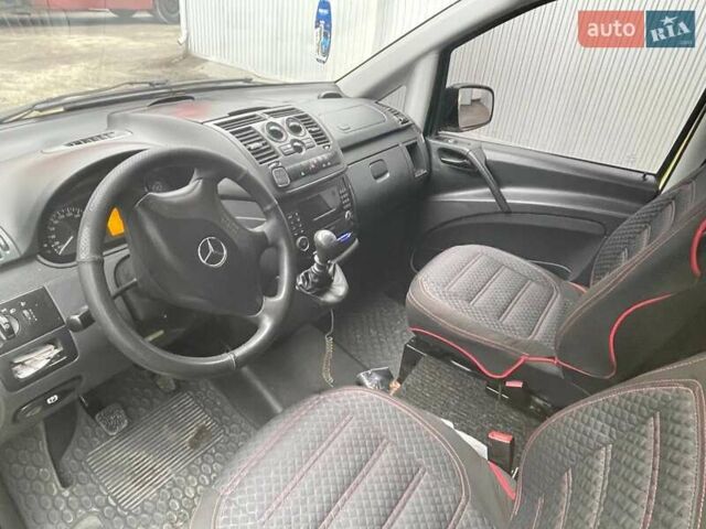 Жовтий Мерседес Віто, об'ємом двигуна 2.14 л та пробігом 373 тис. км за 8393 $, фото 5 на Automoto.ua