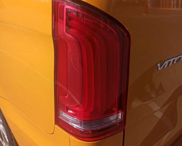 Жовтий Мерседес Віто, об'ємом двигуна 2.14 л та пробігом 340 тис. км за 25800 $, фото 19 на Automoto.ua