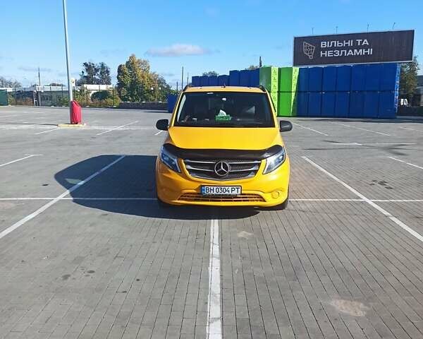 Жовтий Мерседес Віто, об'ємом двигуна 2.14 л та пробігом 340 тис. км за 25800 $, фото 27 на Automoto.ua