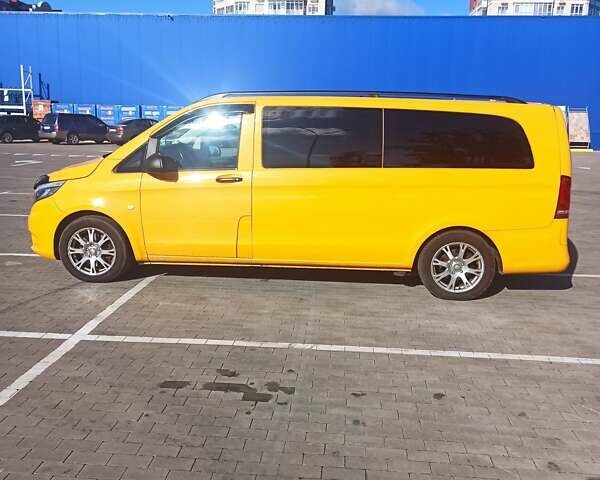 Жовтий Мерседес Віто, об'ємом двигуна 2.14 л та пробігом 340 тис. км за 25800 $, фото 22 на Automoto.ua