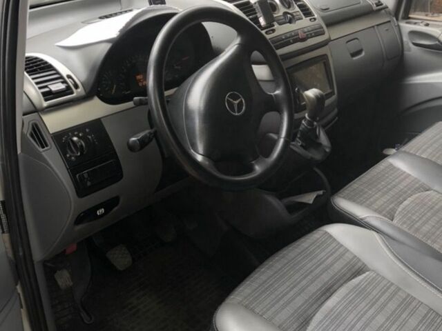 Сірий Мерседес Віто, об'ємом двигуна 2.2 л та пробігом 333 тис. км за 8000 $, фото 2 на Automoto.ua