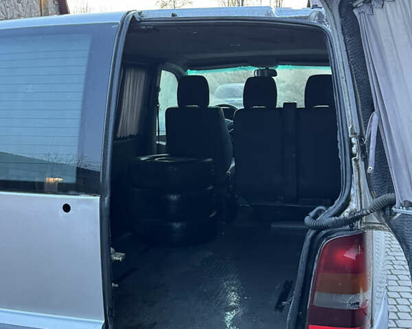Сірий Мерседес Віто, об'ємом двигуна 2.15 л та пробігом 300 тис. км за 1650 $, фото 5 на Automoto.ua