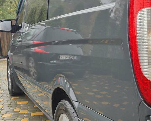 Серый Мерседес Вито, объемом двигателя 2.99 л и пробегом 330 тыс. км за 14000 $, фото 16 на Automoto.ua