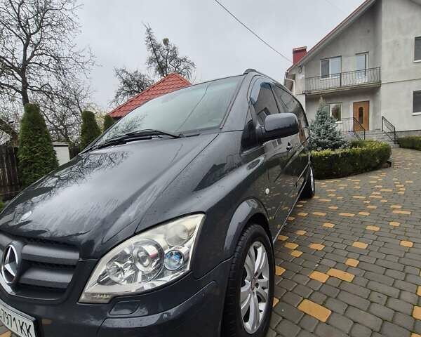 Серый Мерседес Вито, объемом двигателя 2.99 л и пробегом 330 тыс. км за 14000 $, фото 3 на Automoto.ua
