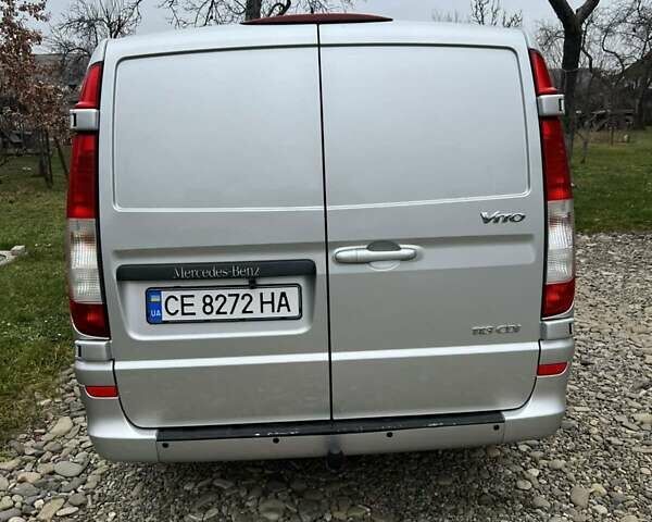 Серый Мерседес Вито, объемом двигателя 2.14 л и пробегом 300 тыс. км за 12800 $, фото 11 на Automoto.ua