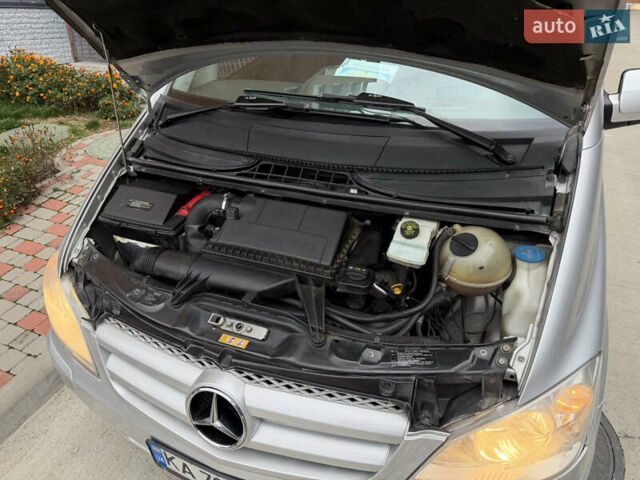 Серый Мерседес Вито, объемом двигателя 2.14 л и пробегом 389 тыс. км за 11499 $, фото 17 на Automoto.ua