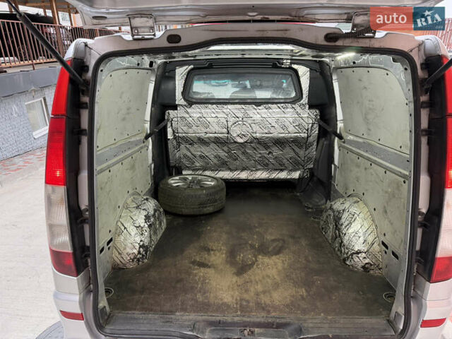 Серый Мерседес Вито, объемом двигателя 2.14 л и пробегом 389 тыс. км за 11499 $, фото 14 на Automoto.ua