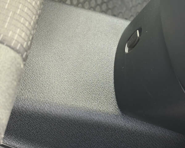 Серый Мерседес Вито, объемом двигателя 2 л и пробегом 125 тыс. км за 28499 $, фото 40 на Automoto.ua