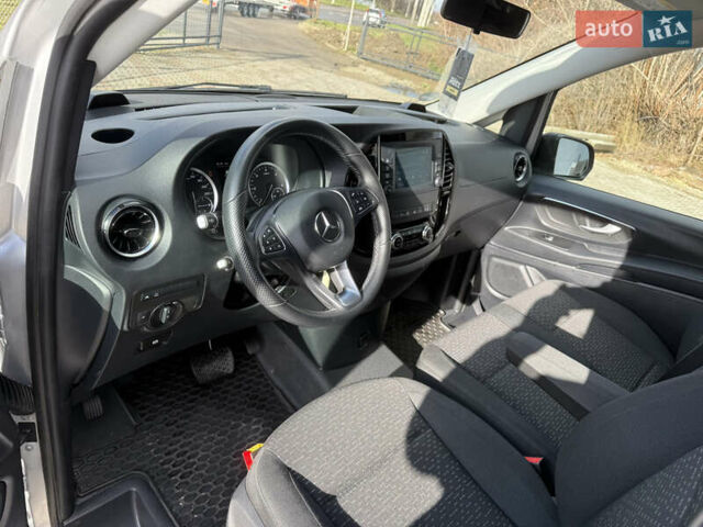 Серый Мерседес Вито, объемом двигателя 2 л и пробегом 125 тыс. км за 28499 $, фото 17 на Automoto.ua