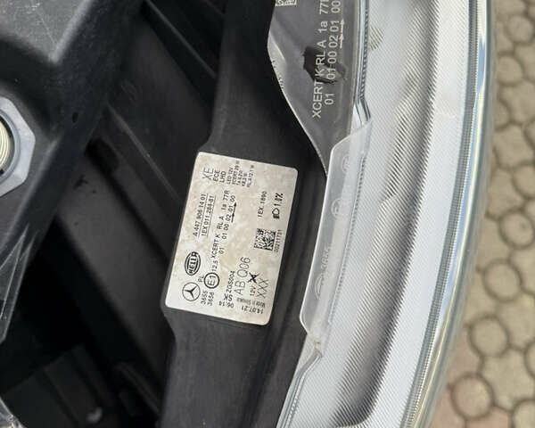 Серый Мерседес Вито, объемом двигателя 2 л и пробегом 125 тыс. км за 28499 $, фото 22 на Automoto.ua