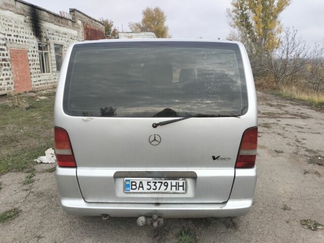 Мерседес Віто 1998 у Пятихатках на Automoto.ua Сірий Мерседес Віто, об'ємом двигуна 2.3 л та пробігом 438 тис. км за 4000 $, фото 1 на Automoto.ua