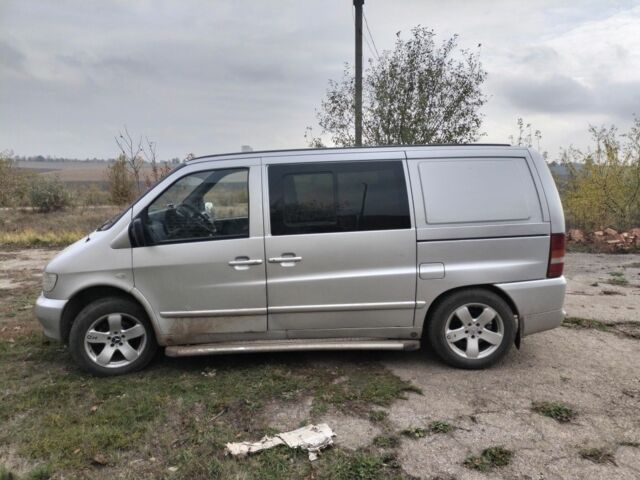 Мерседес Віто 1998 у Пятихатках на Automoto.ua Сірий Мерседес Віто, об'ємом двигуна 2.3 л та пробігом 438 тис. км за 4000 $, фото 2 на Automoto.ua