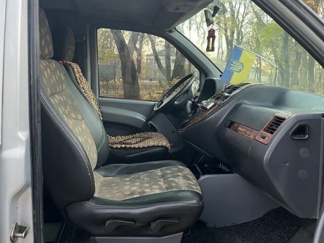 Сірий Мерседес Віто, об'ємом двигуна 2.2 л та пробігом 400 тис. км за 5000 $, фото 7 на Automoto.ua