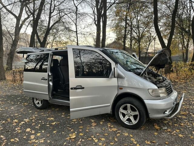 Сірий Мерседес Віто, об'ємом двигуна 2.2 л та пробігом 400 тис. км за 5000 $, фото 17 на Automoto.ua