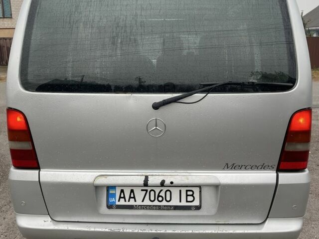 Сірий Мерседес Віто, об'ємом двигуна 2.2 л та пробігом 444 тис. км за 3000 $, фото 4 на Automoto.ua