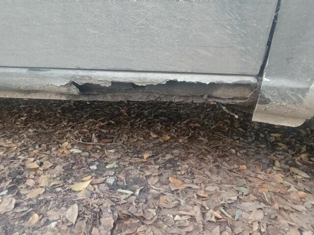 Сірий Мерседес Віто, об'ємом двигуна 2.1 л та пробігом 500 тис. км за 4000 $, фото 4 на Automoto.ua