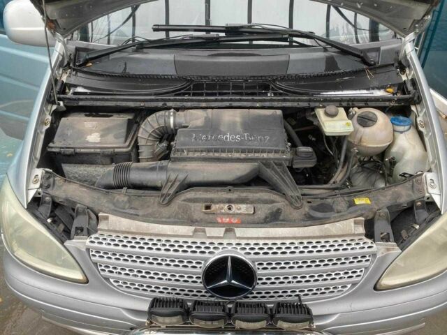 Мерседес Віто 2005 у Києві на Automoto.ua Сірий Мерседес Віто, об'ємом двигуна 2.1 л та пробігом 432 тис. км за 7900 $, фото 15 на Automoto.ua