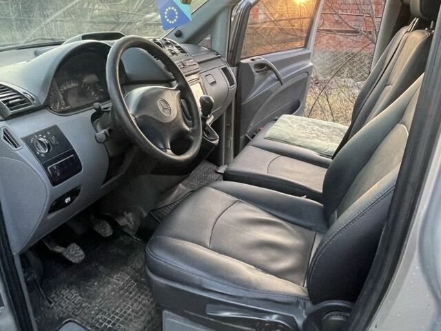 Серый Мерседес Вито, объемом двигателя 2.1 л и пробегом 1 тыс. км за 6000 $, фото 2 на Automoto.ua