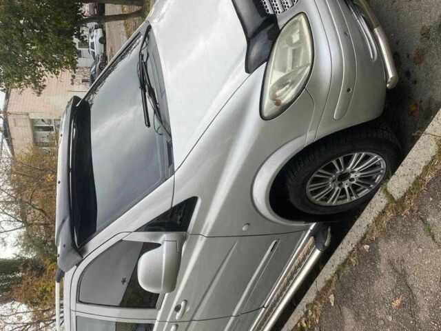 Мерседес Віто 2005 у Києві на Automoto.ua Сірий Мерседес Віто, об'ємом двигуна 2.1 л та пробігом 432 тис. км за 7900 $, фото 19 на Automoto.ua