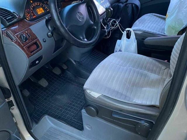 Мерседес Віто 2005 у Києві на Automoto.ua Сірий Мерседес Віто, об'ємом двигуна 2.1 л та пробігом 432 тис. км за 7900 $, фото 21 на Automoto.ua