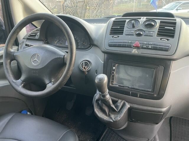 Серый Мерседес Вито, объемом двигателя 2.1 л и пробегом 1 тыс. км за 6000 $, фото 7 на Automoto.ua