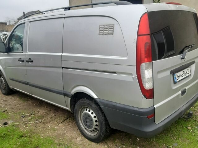 Серый Мерседес Вито, объемом двигателя 2.2 л и пробегом 363 тыс. км за 5300 $, фото 6 на Automoto.ua