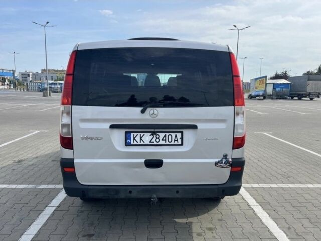 Серый Мерседес Вито, объемом двигателя 2.2 л и пробегом 255 тыс. км за 4142 $, фото 3 на Automoto.ua