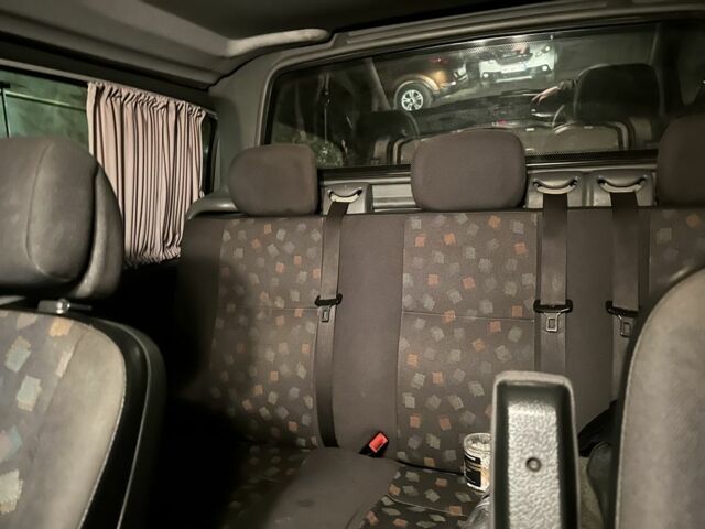 Сірий Мерседес Віто, об'ємом двигуна 2.1 л та пробігом 450 тис. км за 5300 $, фото 6 на Automoto.ua