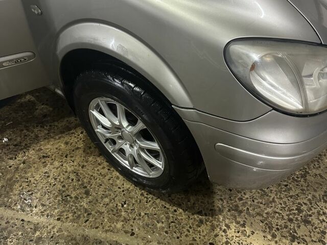 Сірий Мерседес Віто, об'ємом двигуна 2.1 л та пробігом 450 тис. км за 5300 $, фото 19 на Automoto.ua