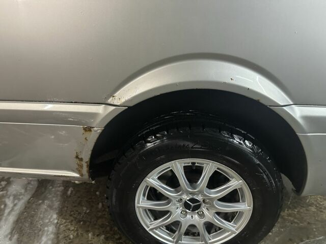 Сірий Мерседес Віто, об'ємом двигуна 2.1 л та пробігом 450 тис. км за 5300 $, фото 21 на Automoto.ua