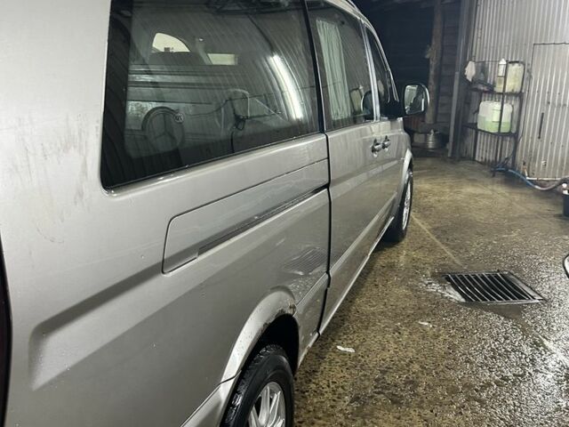 Сірий Мерседес Віто, об'ємом двигуна 2.1 л та пробігом 450 тис. км за 5300 $, фото 10 на Automoto.ua