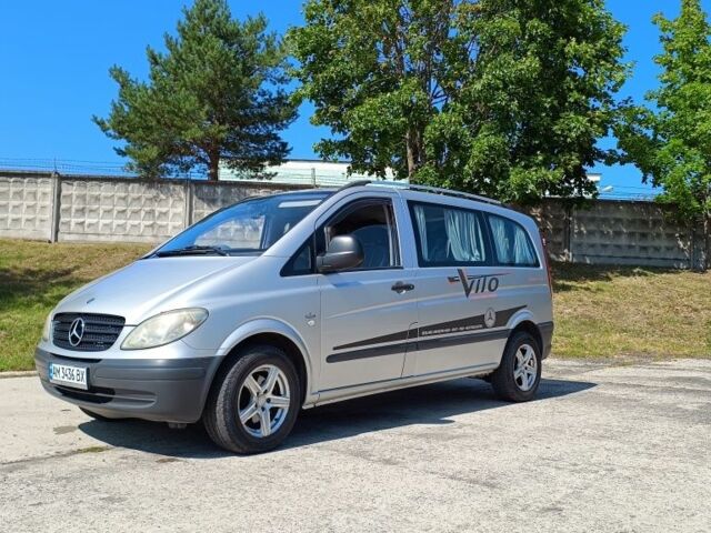 Сірий Мерседес Віто, об'ємом двигуна 2.1 л та пробігом 214 тис. км за 8500 $, фото 1 на Automoto.ua