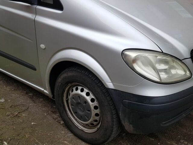 Серый Мерседес Вито, объемом двигателя 2.1 л и пробегом 294 тыс. км за 6550 $, фото 4 на Automoto.ua