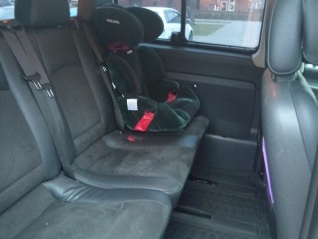 Сірий Мерседес Віто, об'ємом двигуна 2.2 л та пробігом 350 тис. км за 18000 $, фото 4 на Automoto.ua