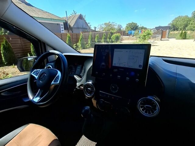 Серый Мерседес Вито, объемом двигателя 1.6 л и пробегом 105 тыс. км за 20000 $, фото 10 на Automoto.ua