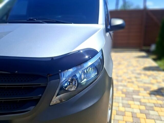 Серый Мерседес Вито, объемом двигателя 1.6 л и пробегом 105 тыс. км за 20000 $, фото 1 на Automoto.ua