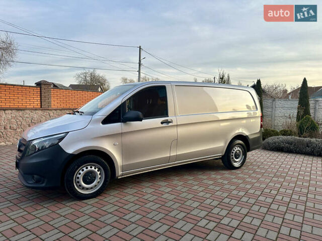 Серый Мерседес Вито, объемом двигателя 2 л и пробегом 220 тыс. км за 22800 $, фото 7 на Automoto.ua