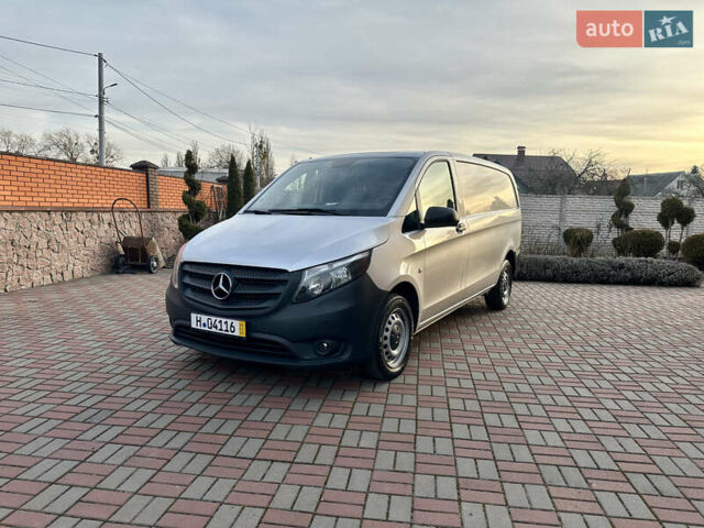 Серый Мерседес Вито, объемом двигателя 2 л и пробегом 220 тыс. км за 22800 $, фото 5 на Automoto.ua