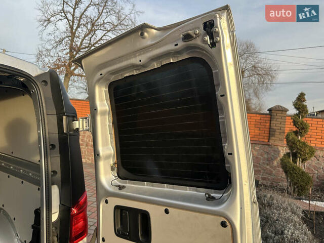 Серый Мерседес Вито, объемом двигателя 2 л и пробегом 220 тыс. км за 22800 $, фото 28 на Automoto.ua