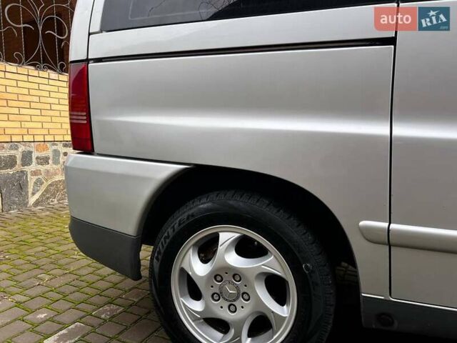Серый Мерседес Вито, объемом двигателя 2.3 л и пробегом 298 тыс. км за 6900 $, фото 16 на Automoto.ua