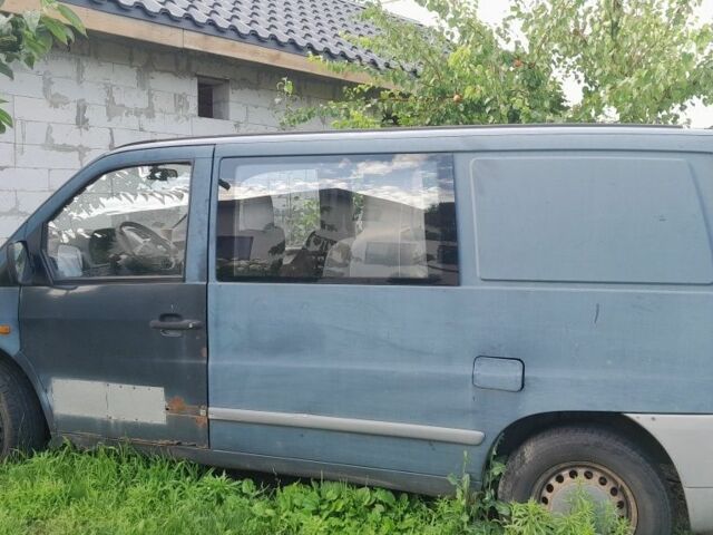 Сірий Мерседес Віто, об'ємом двигуна 2.3 л та пробігом 354 тис. км за 2800 $, фото 1 на Automoto.ua